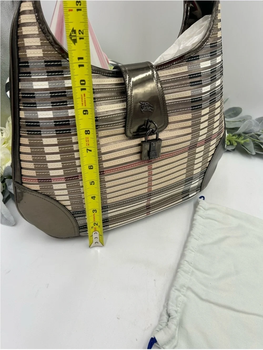 Women’s Burberry Brook hobo bag canvas check made in Italy pristine condition
